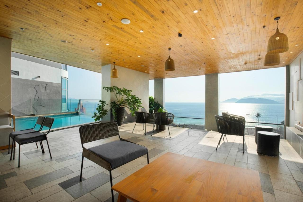 Homie Panorama Beachfront Residences 나트랑 외부 사진